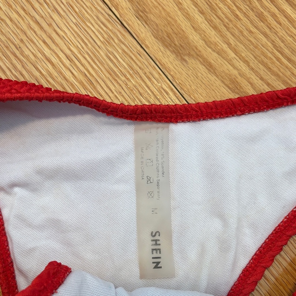 Red Crinkle Textured Two-Piece Bikini Set - Picture 6 of 9